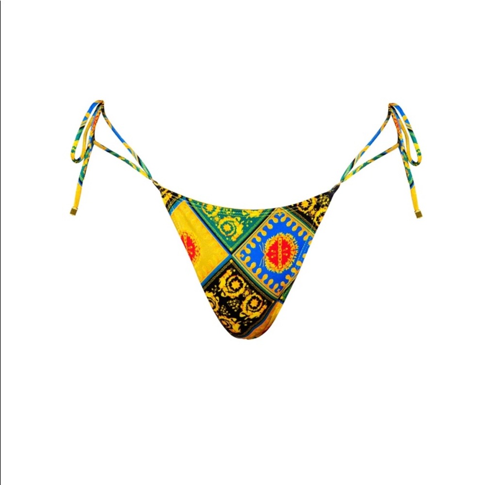 SOMMER SWIM. DULCE BAROQUE. BIKINI BOTTOMS.